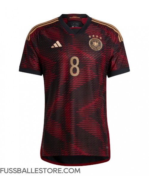Günstige Deutschland Leon Goretzka #8 Auswärtstrikot WM 2022 Kurzarm
